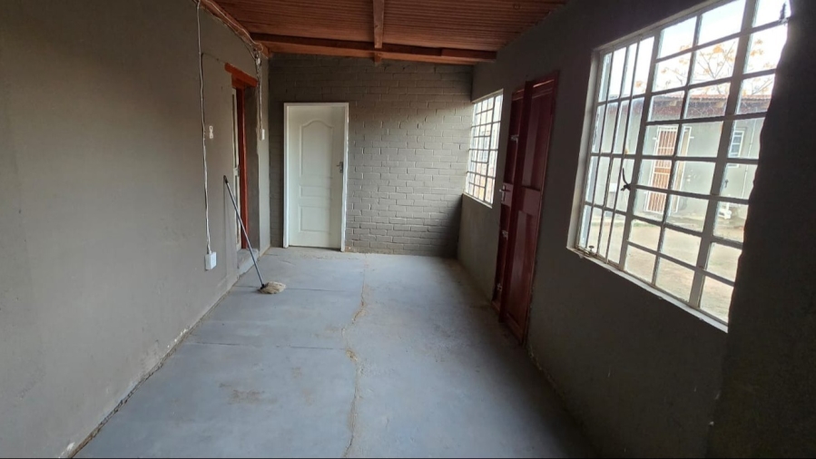 Commercial Property for Sale in Koffiefontein Free State